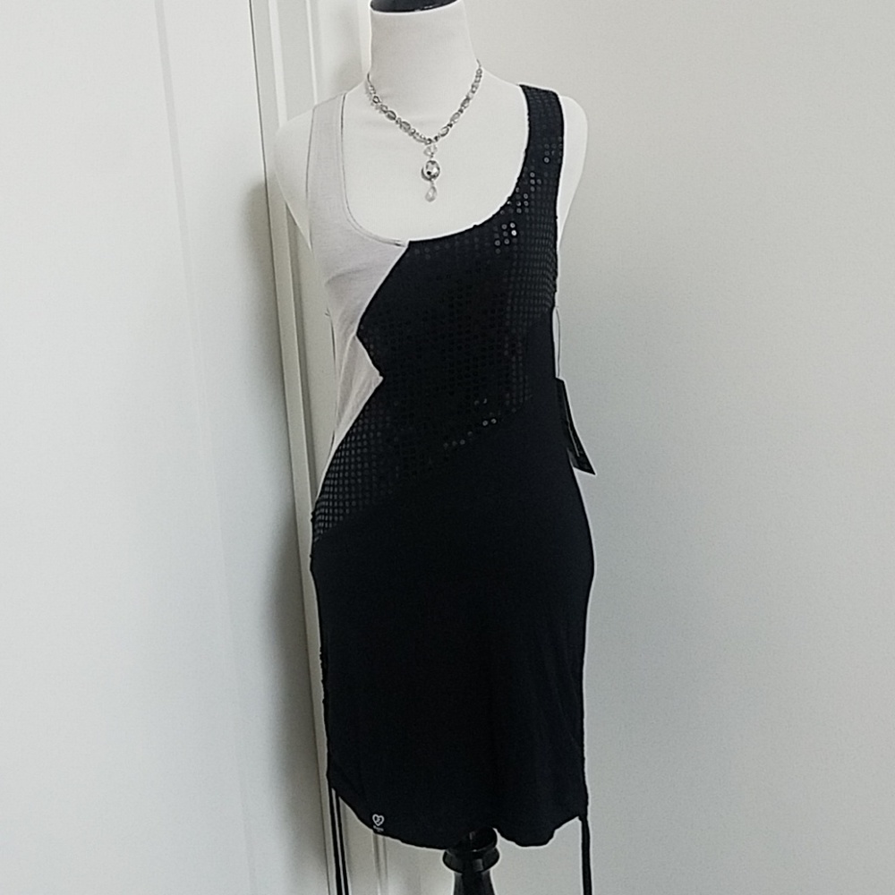 NWT Boutique Dress by Luxirie Sz MED